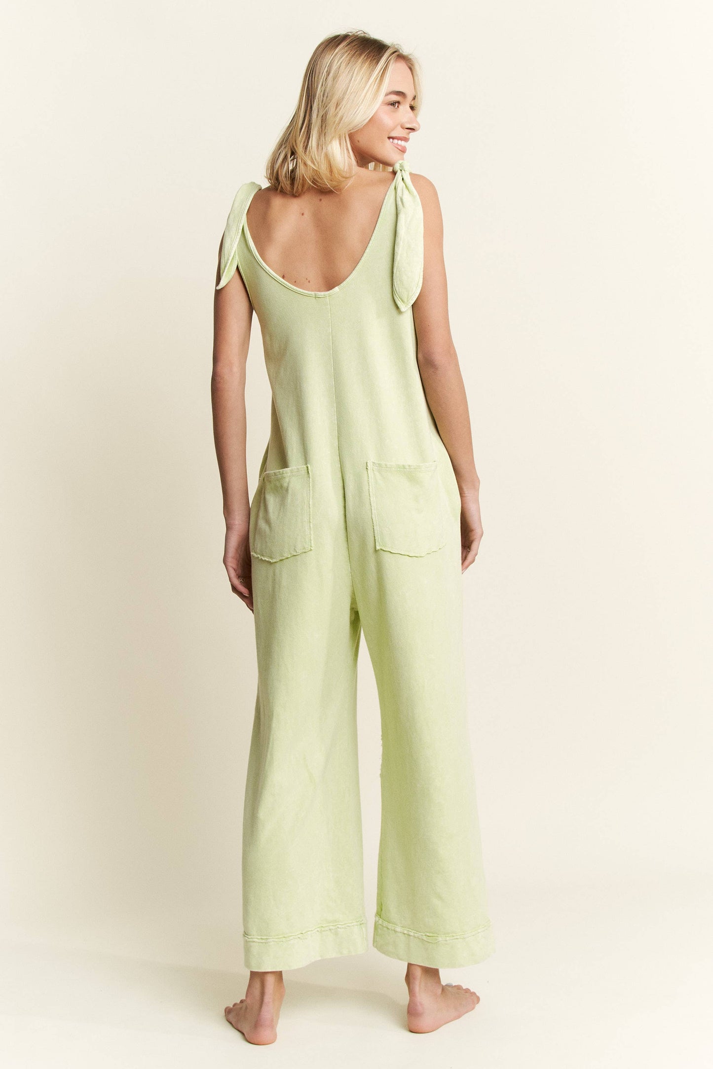 Mineral Washed Flower Patched Romper (J.Her)