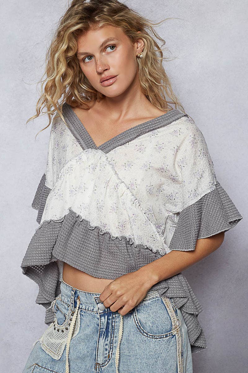 V-neck Short Sleeve Printed Woven Top (POL)