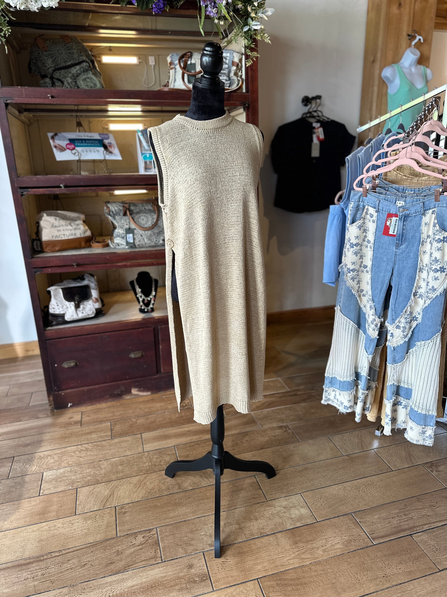 Long Slit Sweater (eesome)