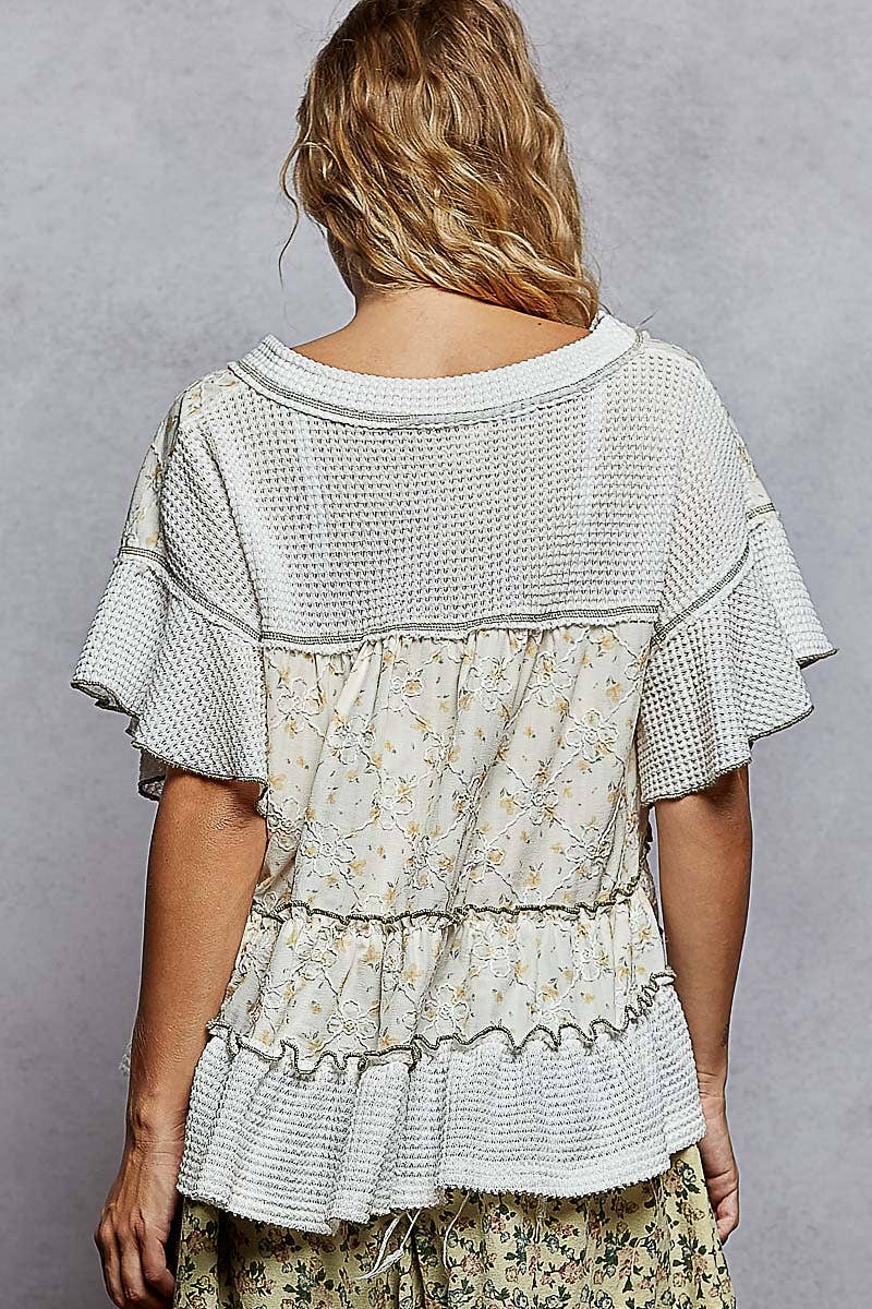 V-neck Short Sleeve Printed Woven Top (POL)