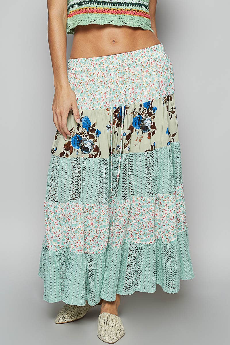 Crochet lace mix floral printed skirt