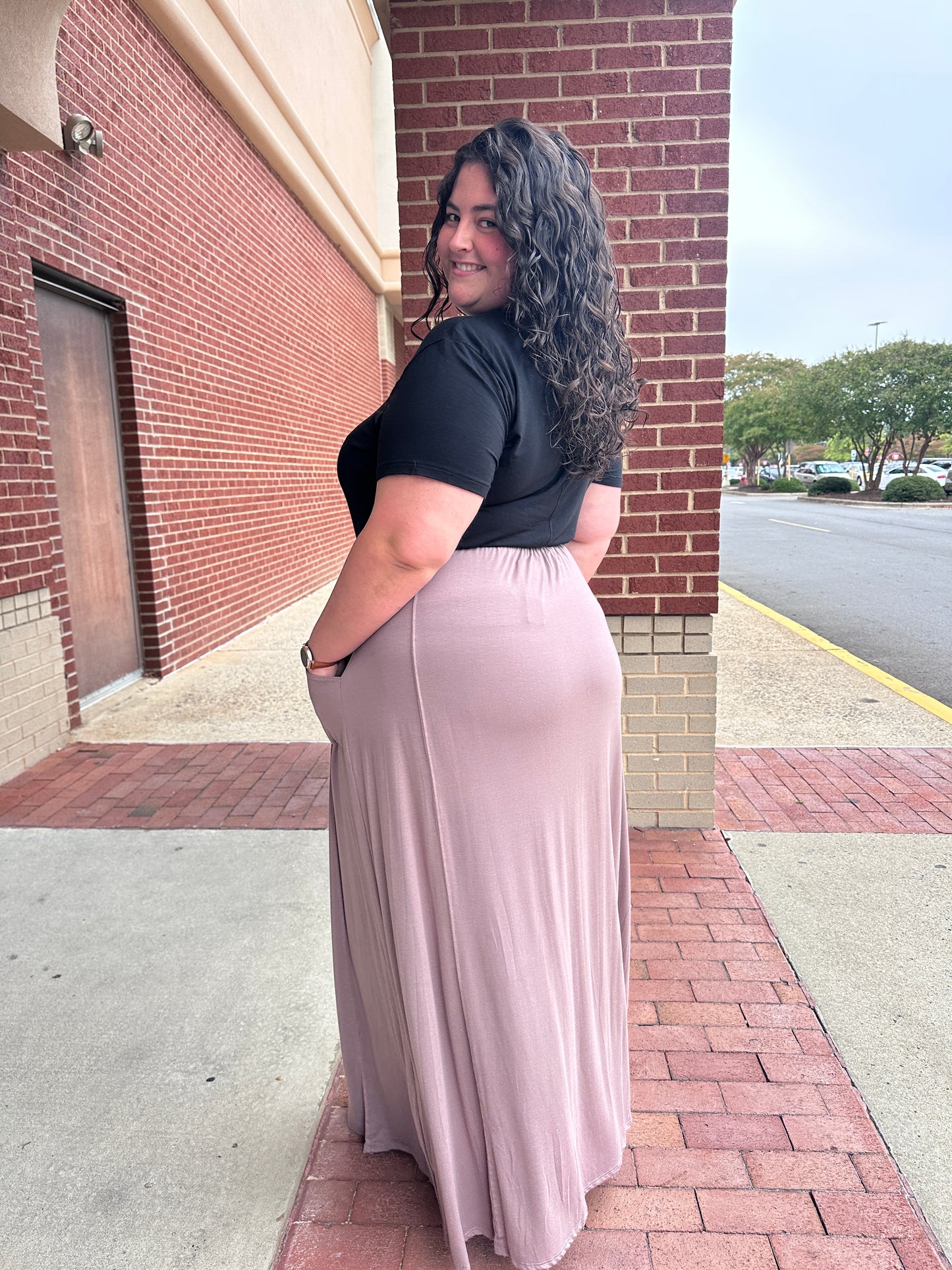 The Perfect Pocketed Maxi Skirt - Mocha