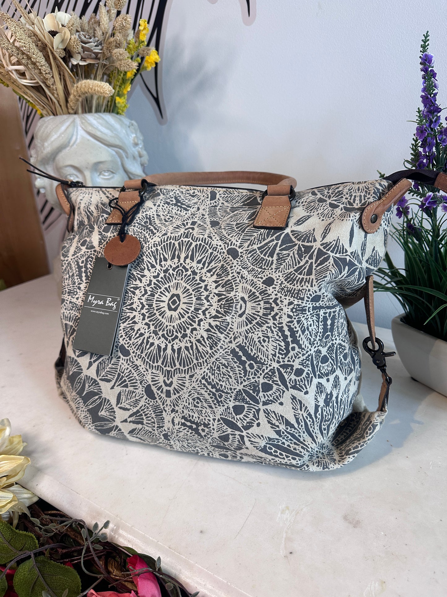 Cream Sunshine Tote