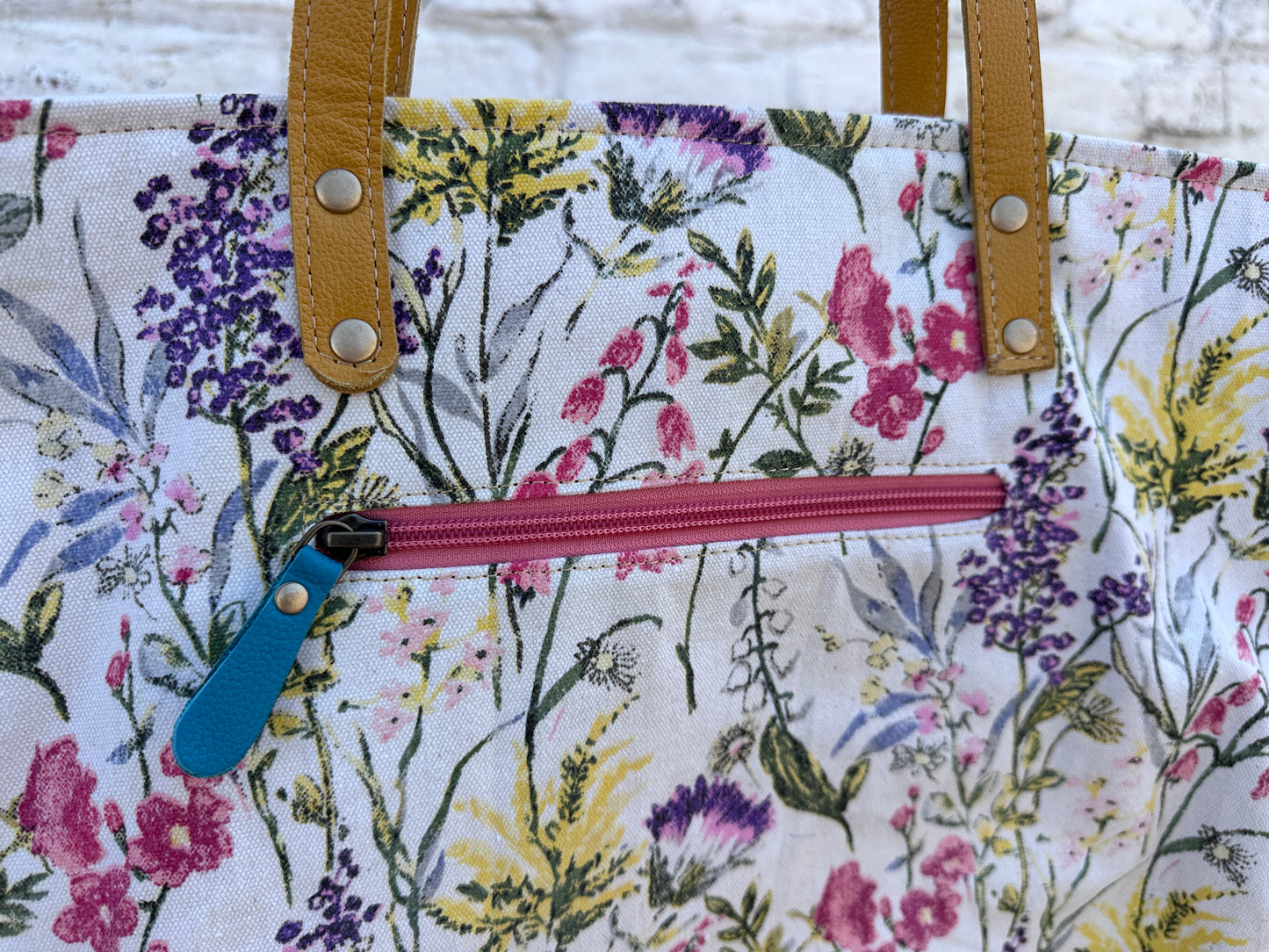 Wildflower Meadow Tote (Myra)