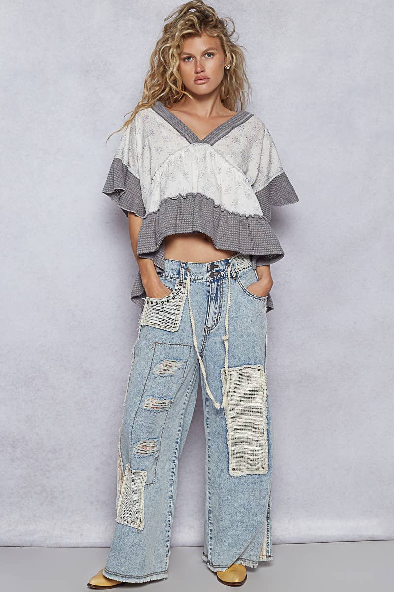 V-neck Short Sleeve Printed Woven Top (POL)