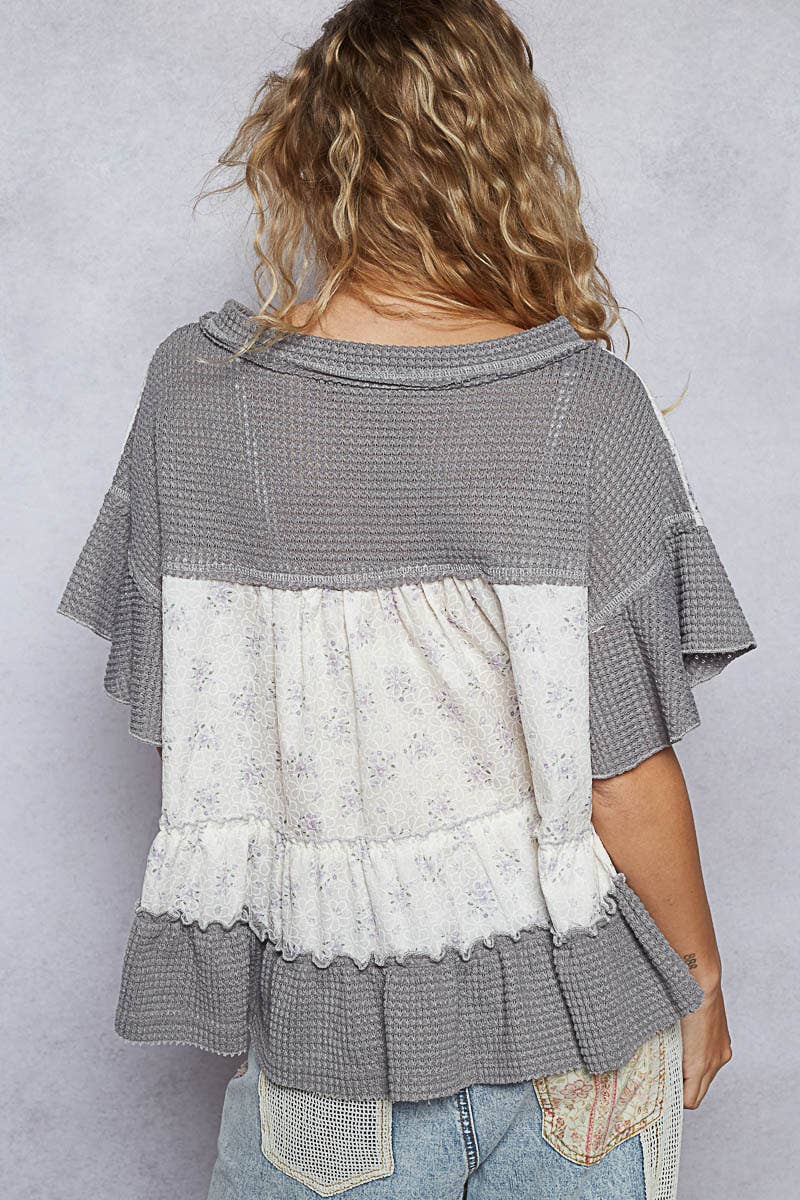 V-neck Short Sleeve Printed Woven Top (POL)