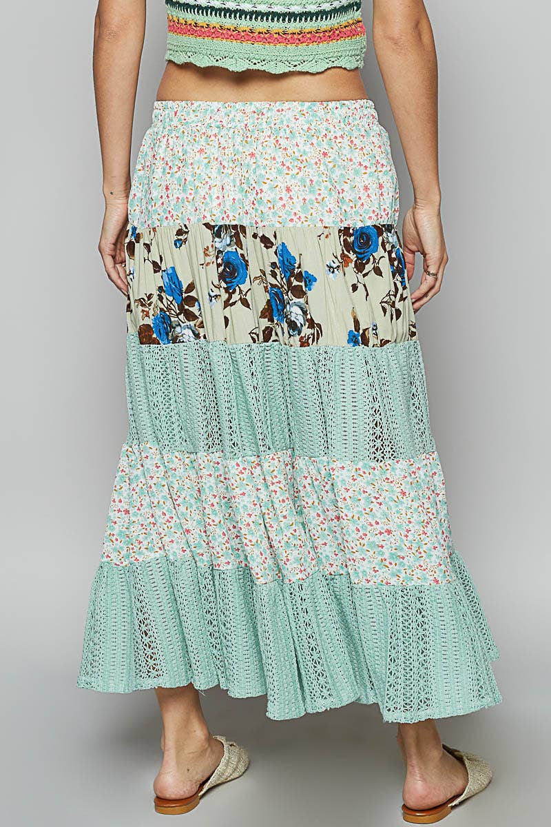 Crochet lace mix floral printed skirt