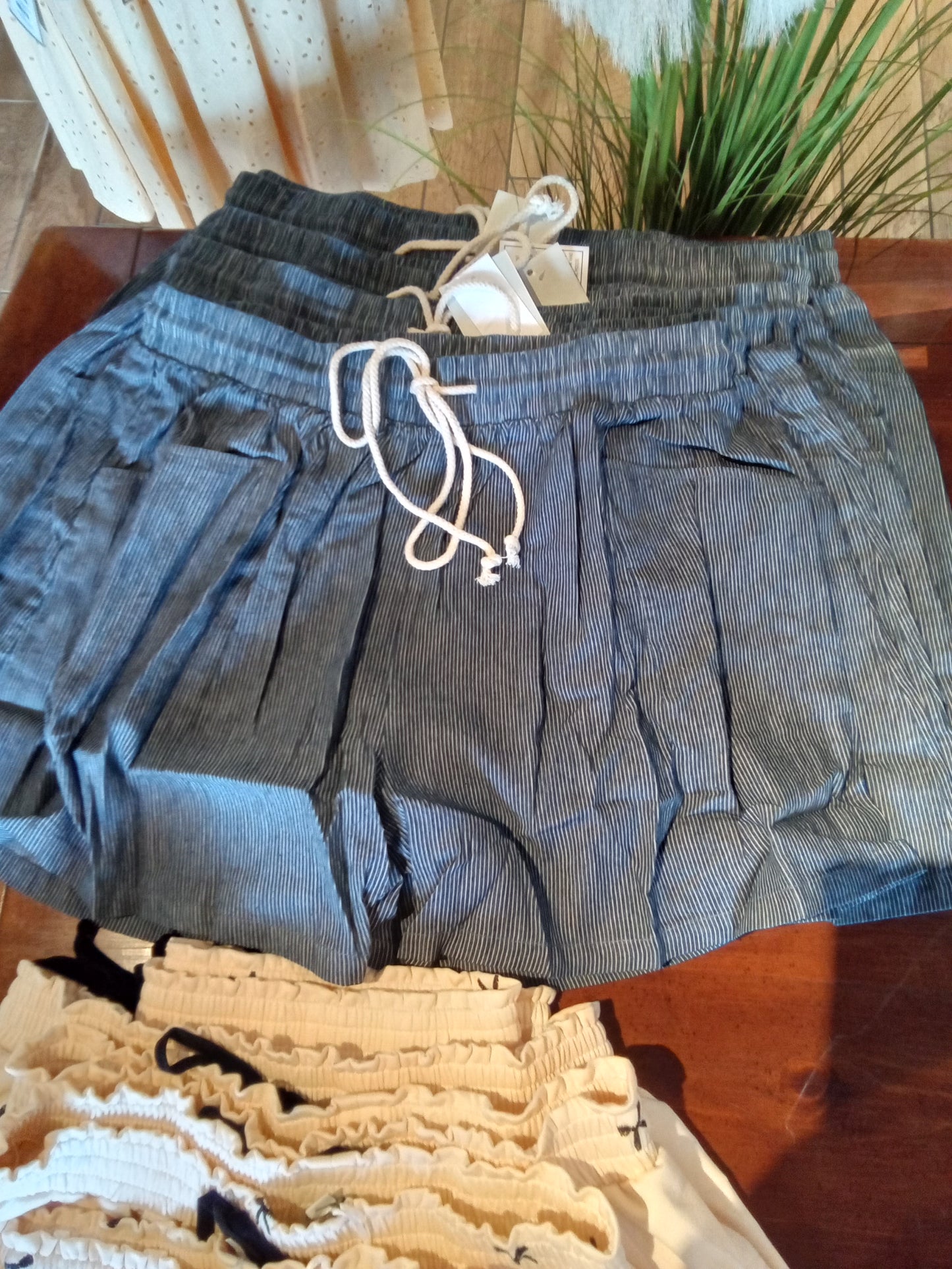 Plus Size Denim Drawstring Shorts (eesome)