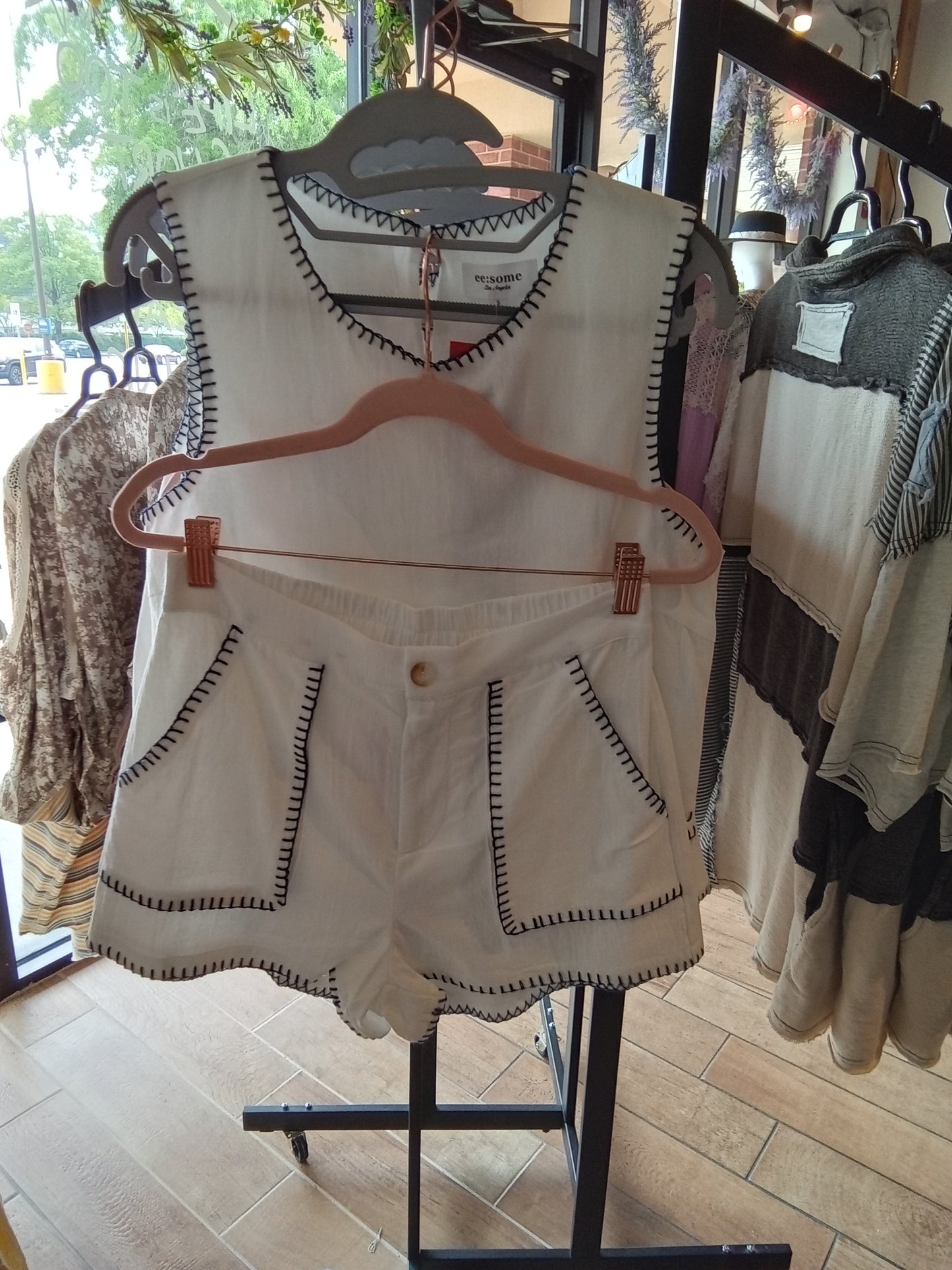 Whipstitch Detail Cotton/Linen Shorts Set (ee:some)