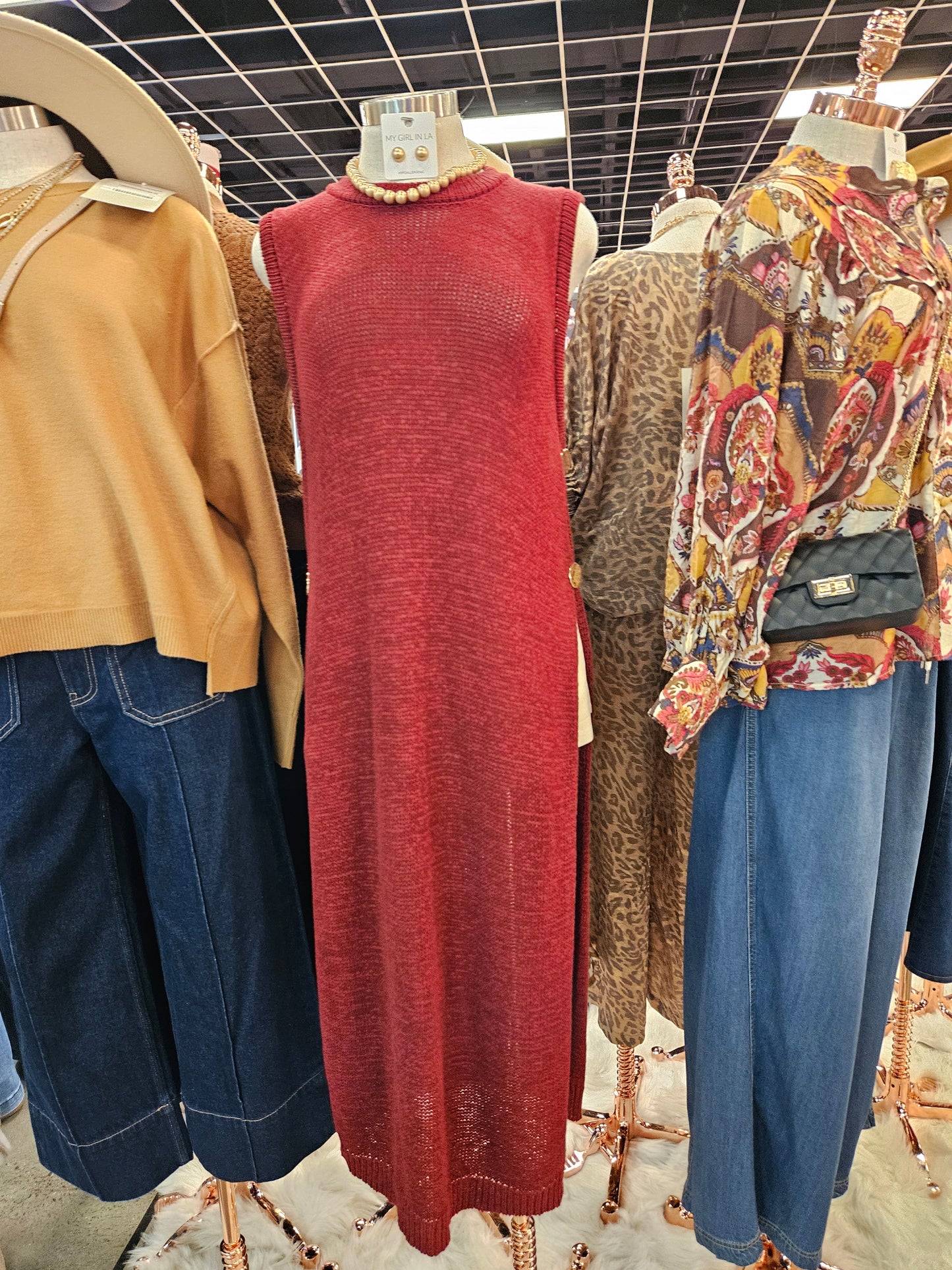 Long Slit Sweater (eesome)