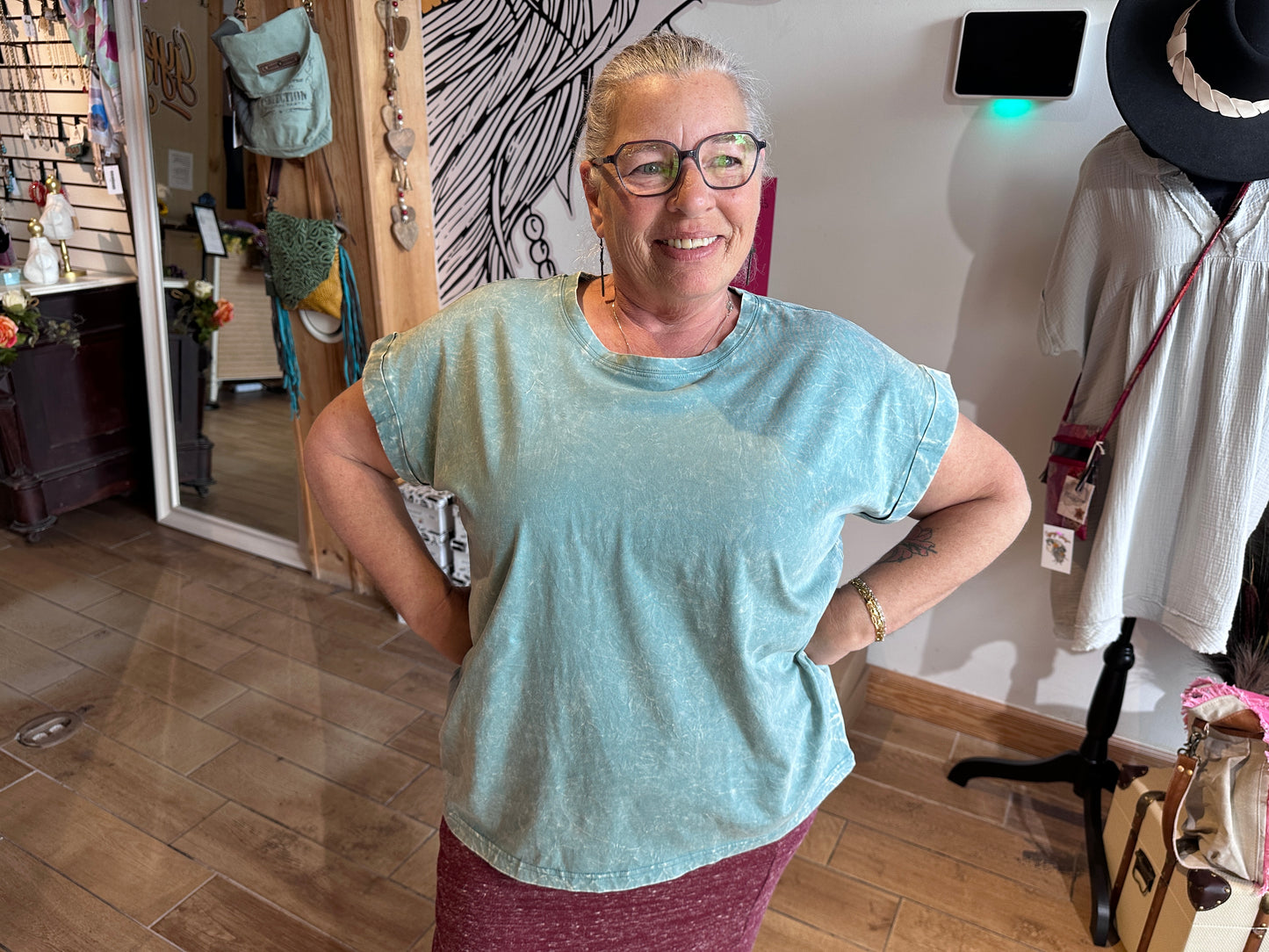 Curvy Washed Tshirt