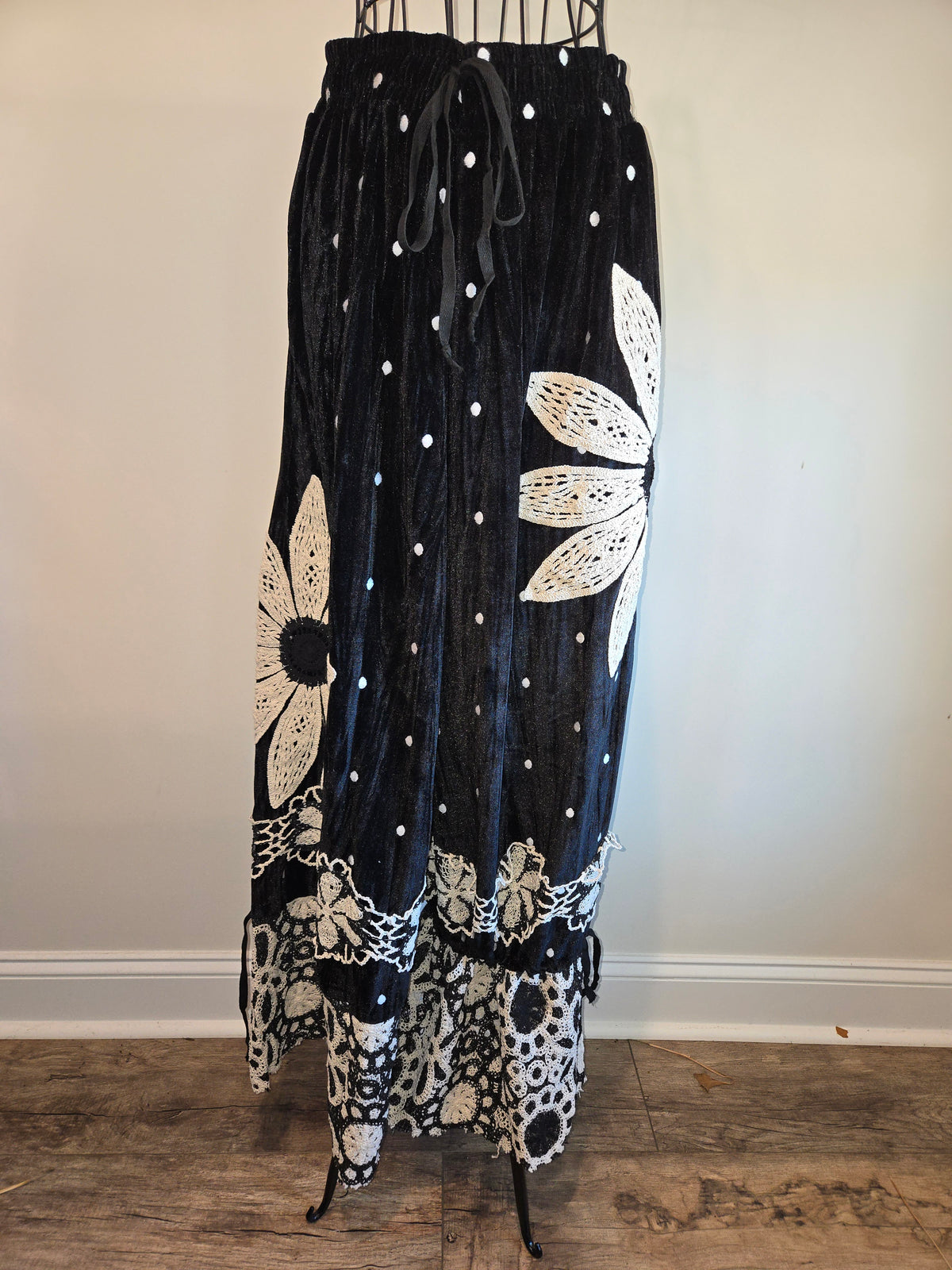 Daisy Velvet Pantaloons (A Rare Bird)