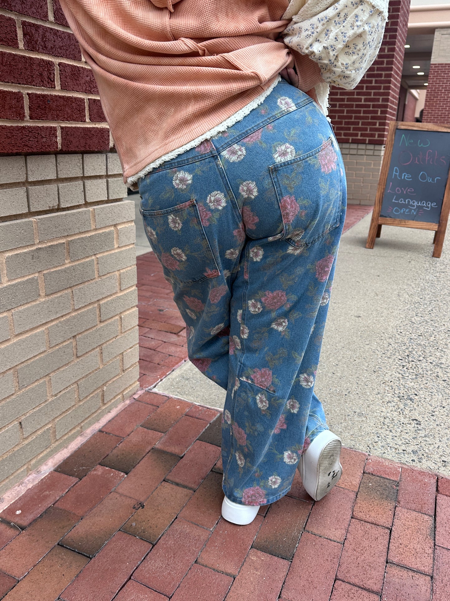 Autumn Rose Barrel Jeans (eesome)