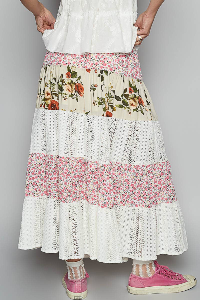 Crochet lace mix floral printed skirt