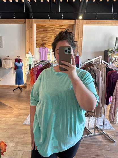 Selfie at Gypsy Spirit Boutique wearing the turquoise Zenana cotton t-shirt in L/XL