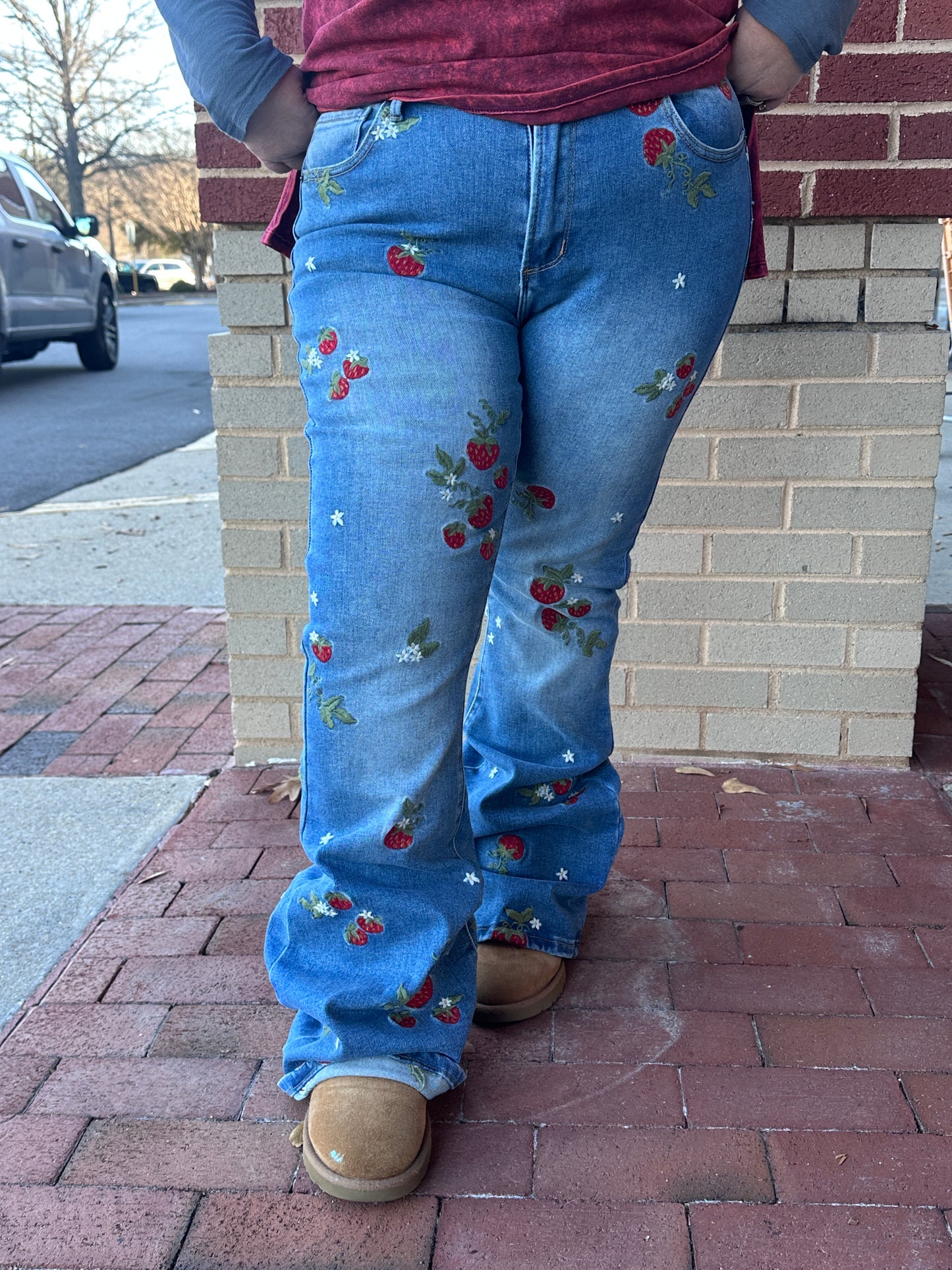Strawberry Embroidered Jeans (OLI&HALI)