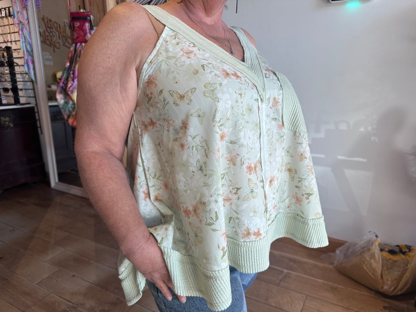Butterfly Kisses Tank Top (POL)
