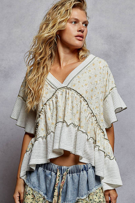 V-neck Short Sleeve Printed Woven Top (POL)