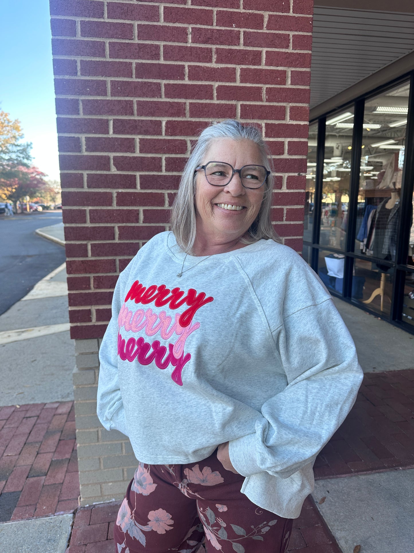 Merry Sweatshirt (eesome)