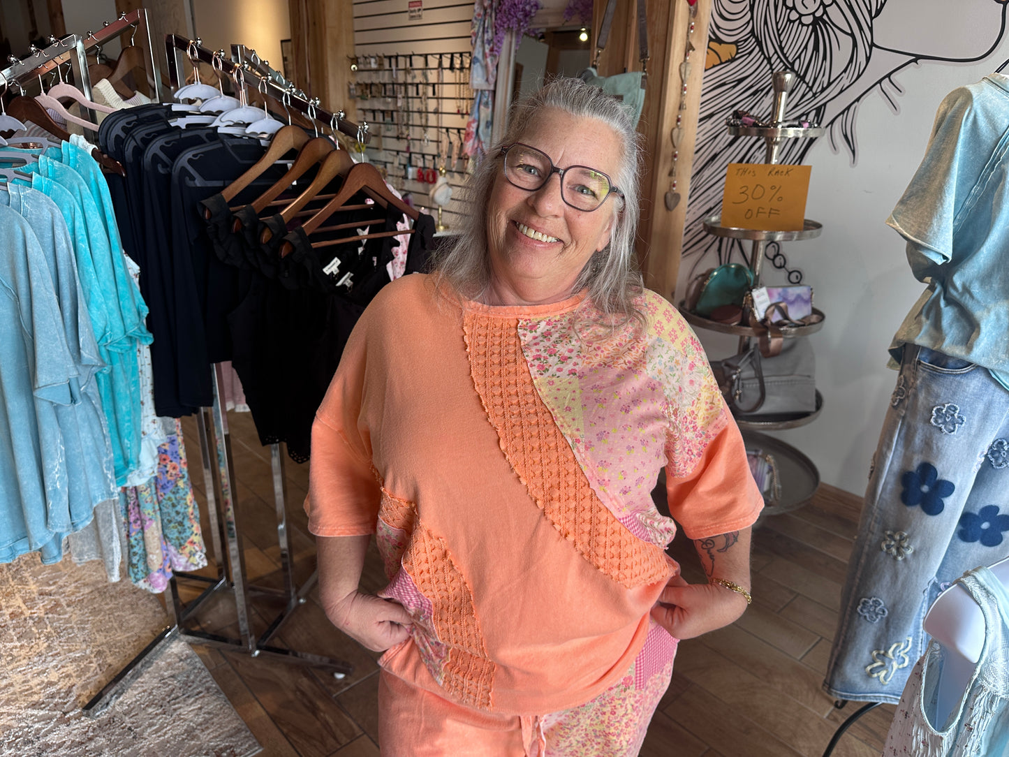 Floral Patch Top (J.Her)