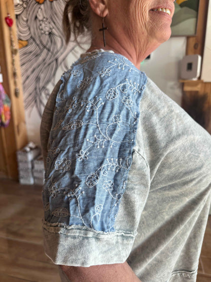 Blue Vine T-Shirt (J.HER)
