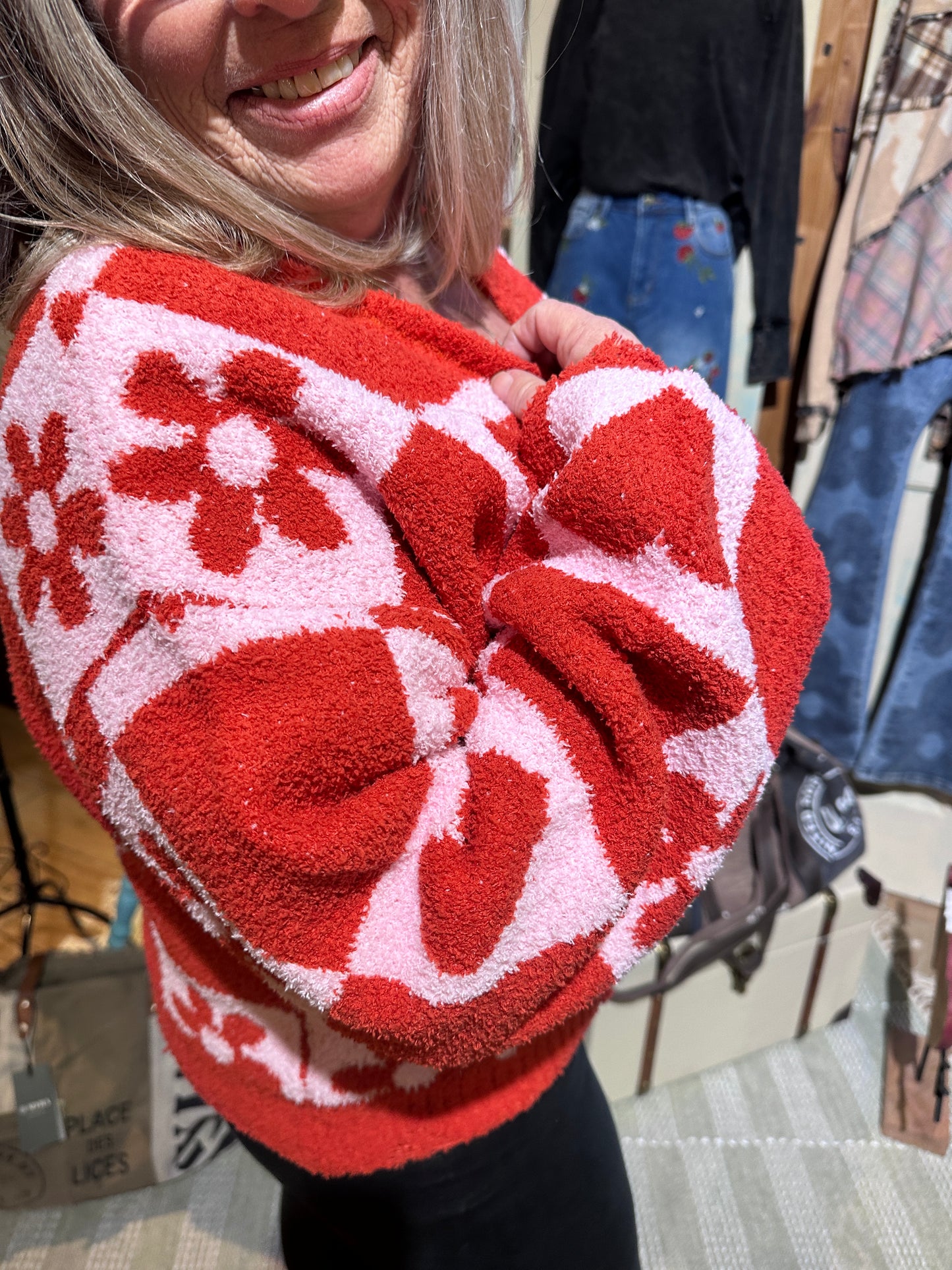 Heart Flower Distressed Sweater (POL)