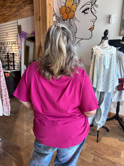 Curvy V-neck Tshirt