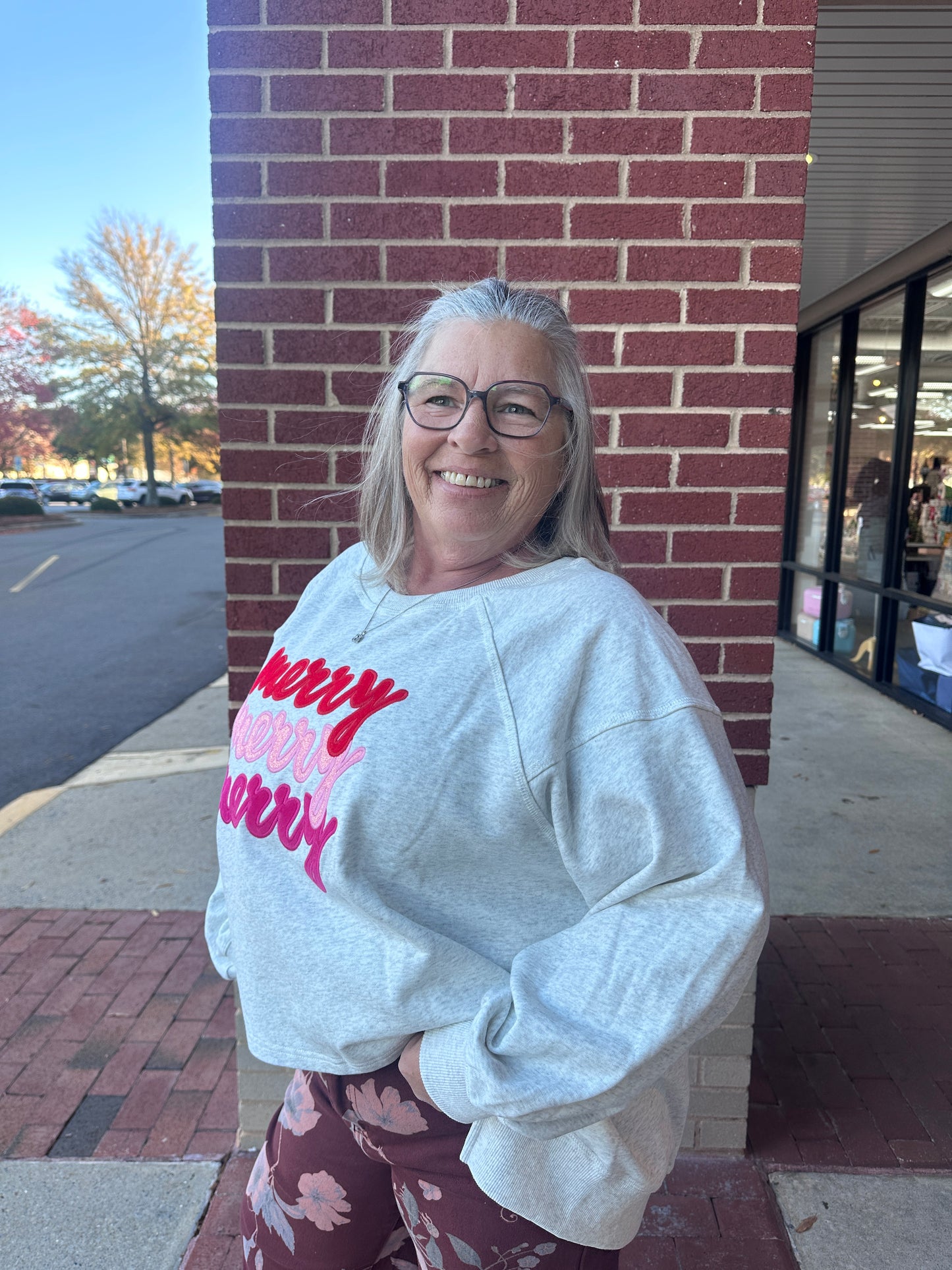 Merry Sweatshirt (eesome)