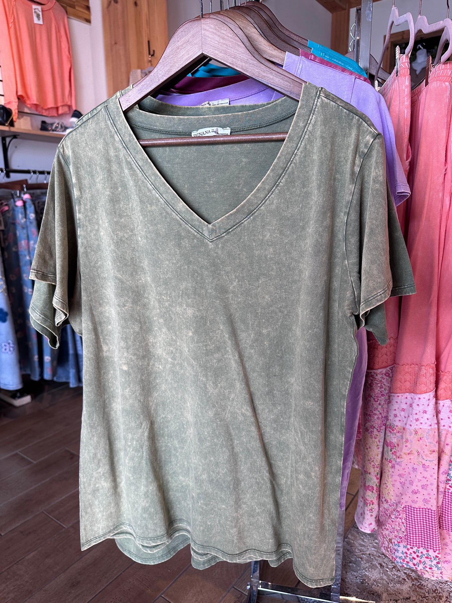 Cotton V-neck Tshirt