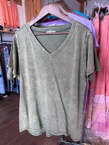 Cotton V-neck Tshirt