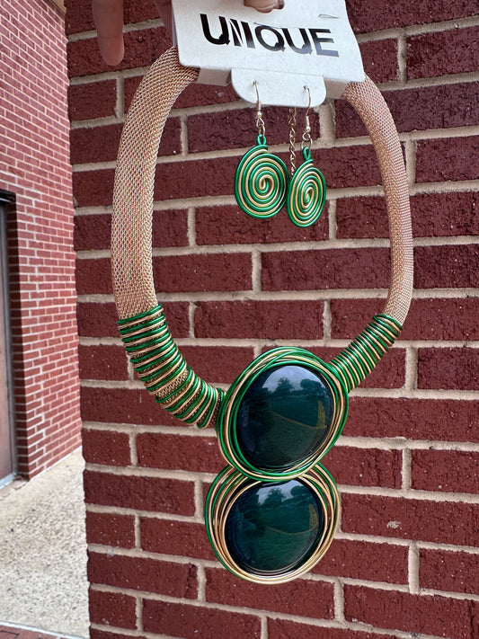 Chunky Green Necklace Set