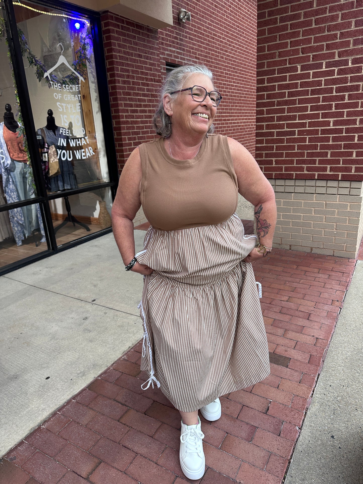 Side Bow Striped Midi Dress (eesome)