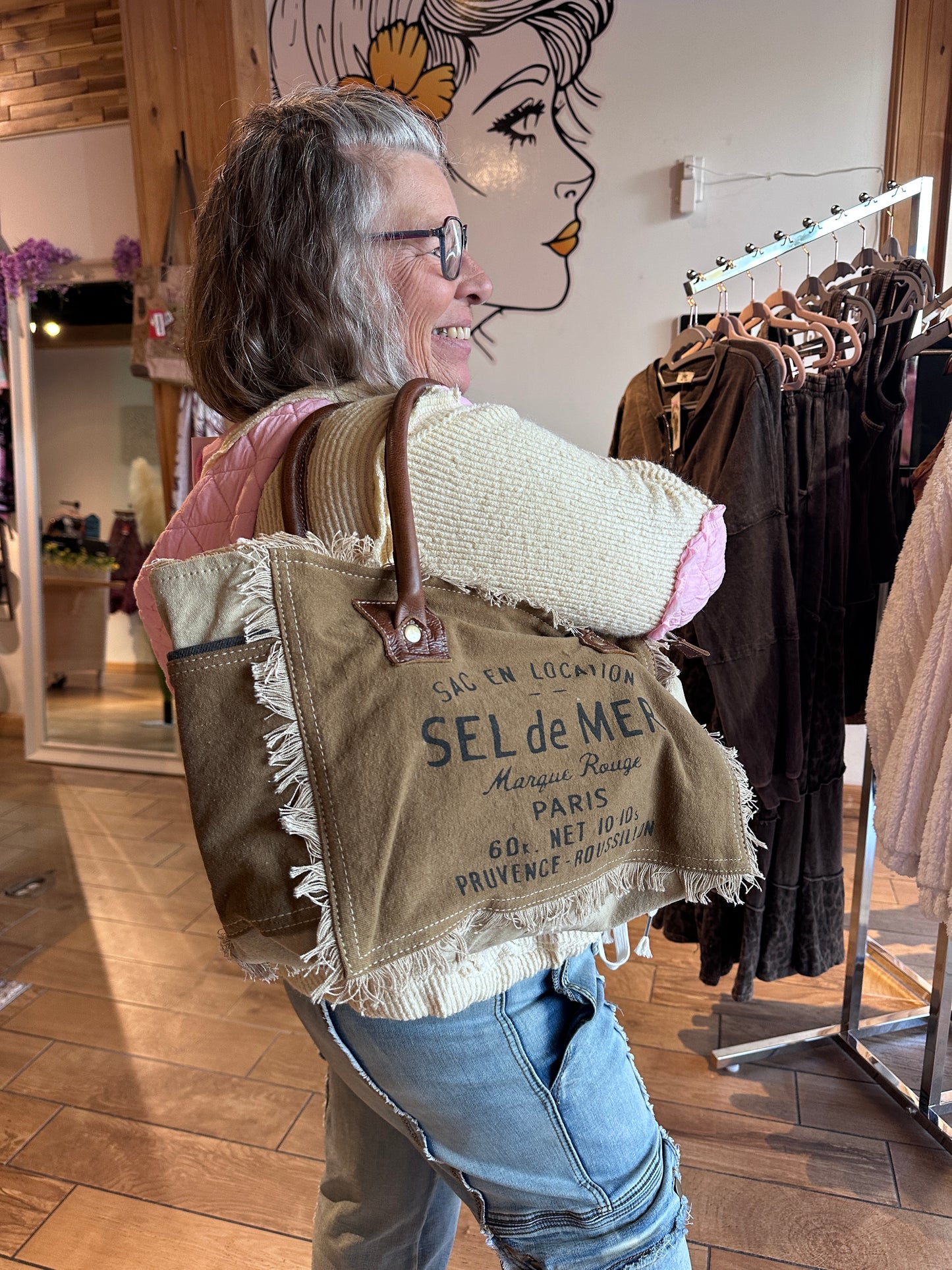 En Location Small Tote (Myra)