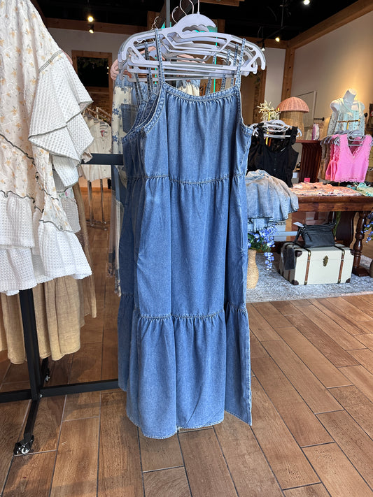 Denim Tiered Dress (eesome)