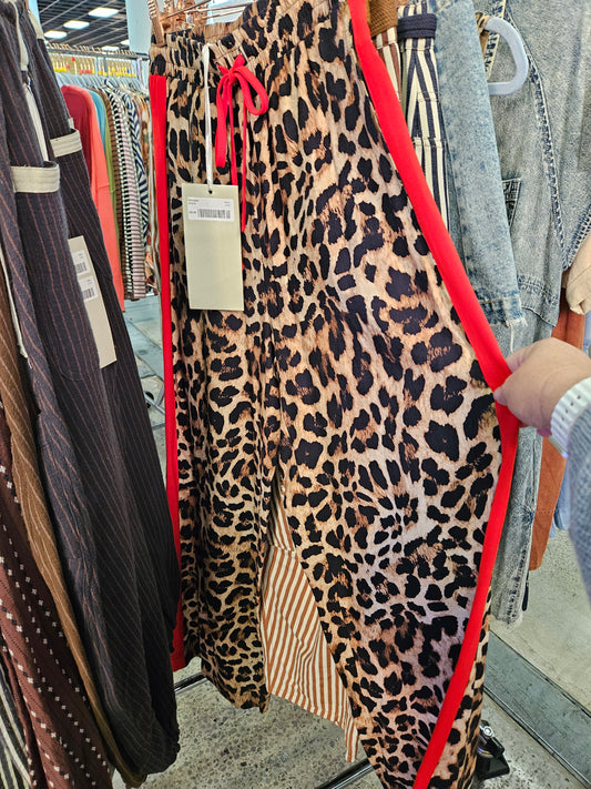 Brown Cheetah Print Pants (eesome)