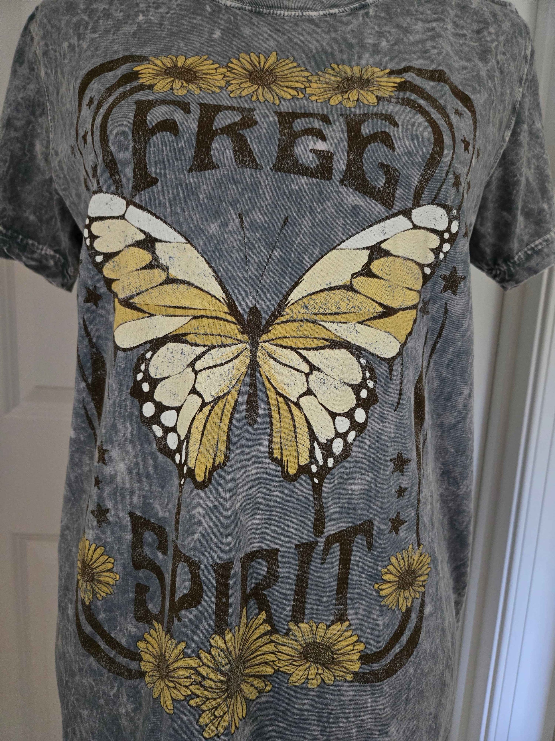 Free Spirit Graphic Tshirt