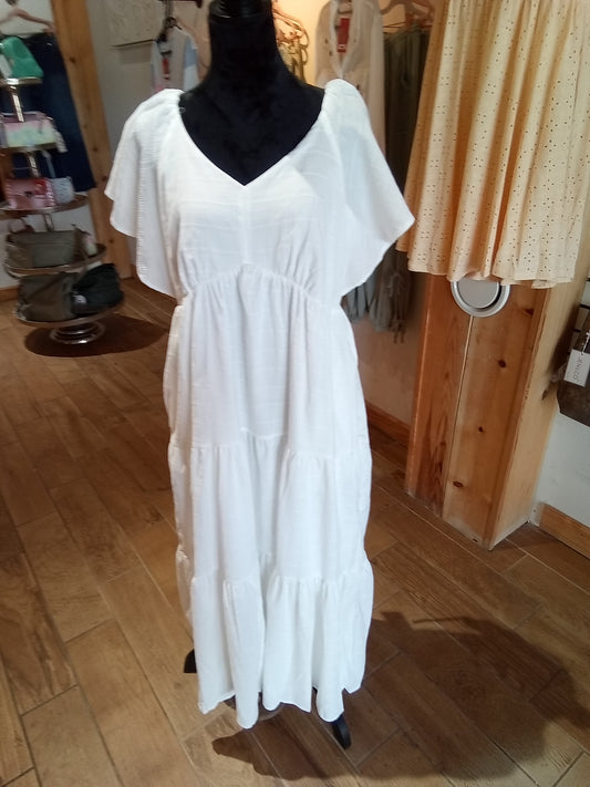 Wing Sleeve White Maxi Dress (Easel)