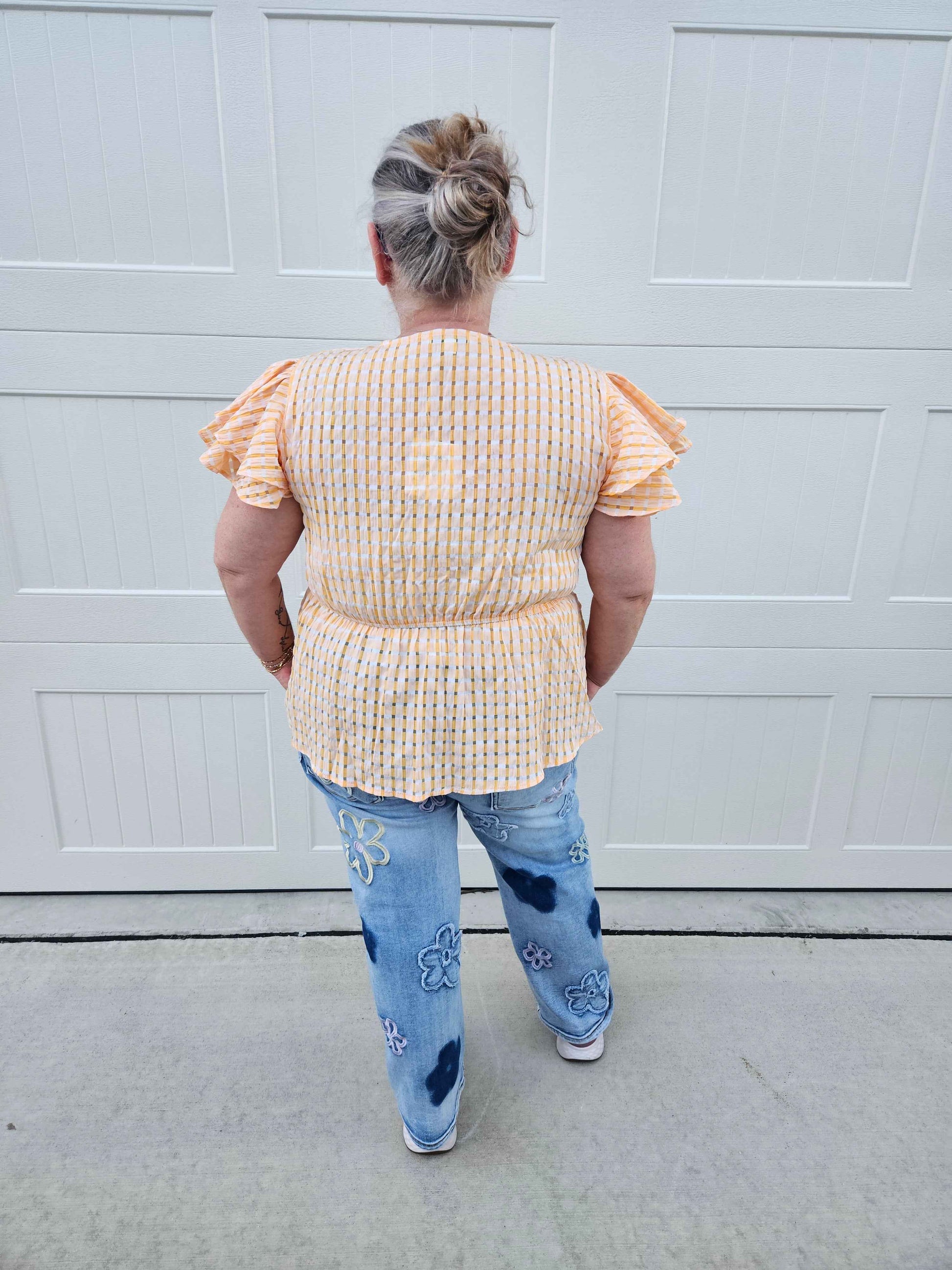 Ruffle Short Sleeve V-neck (Davi & Dani)