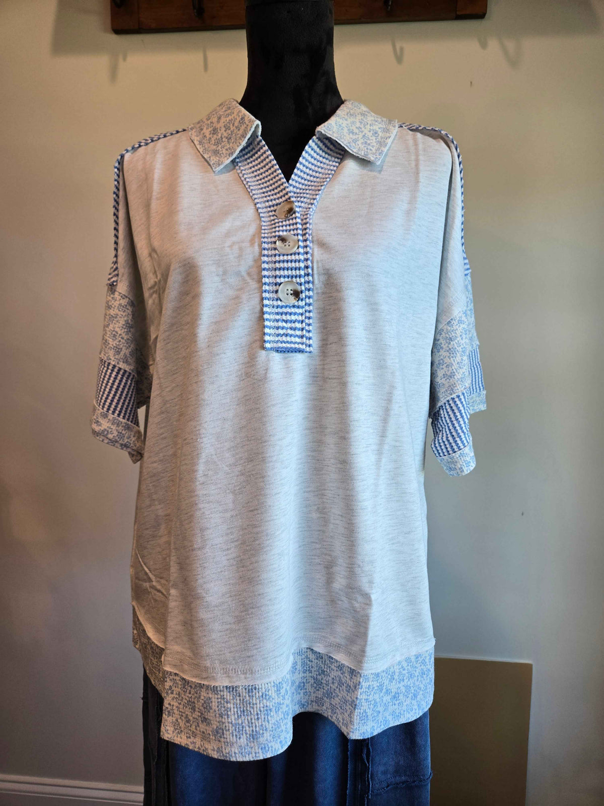 Curvy Flower and Striped Short Sleeve