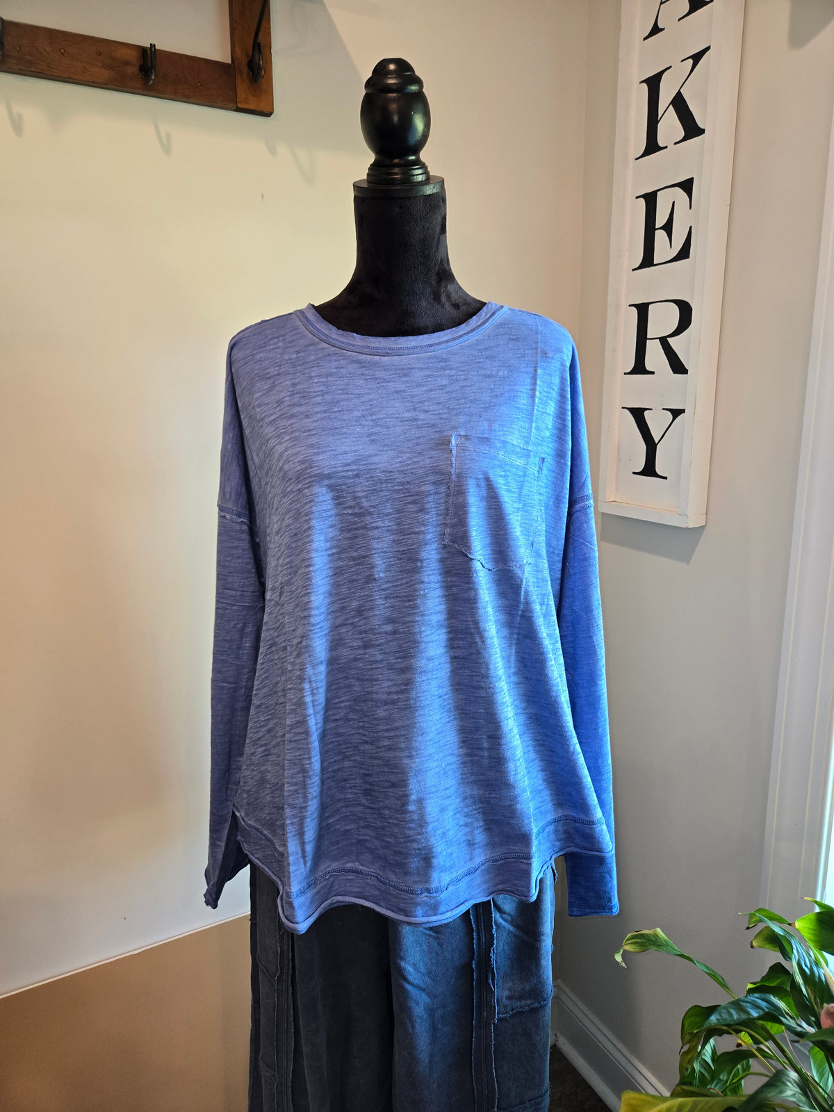 Curvy Long Sleeve Tee